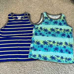 Children’s place set of 2 Tank tops.